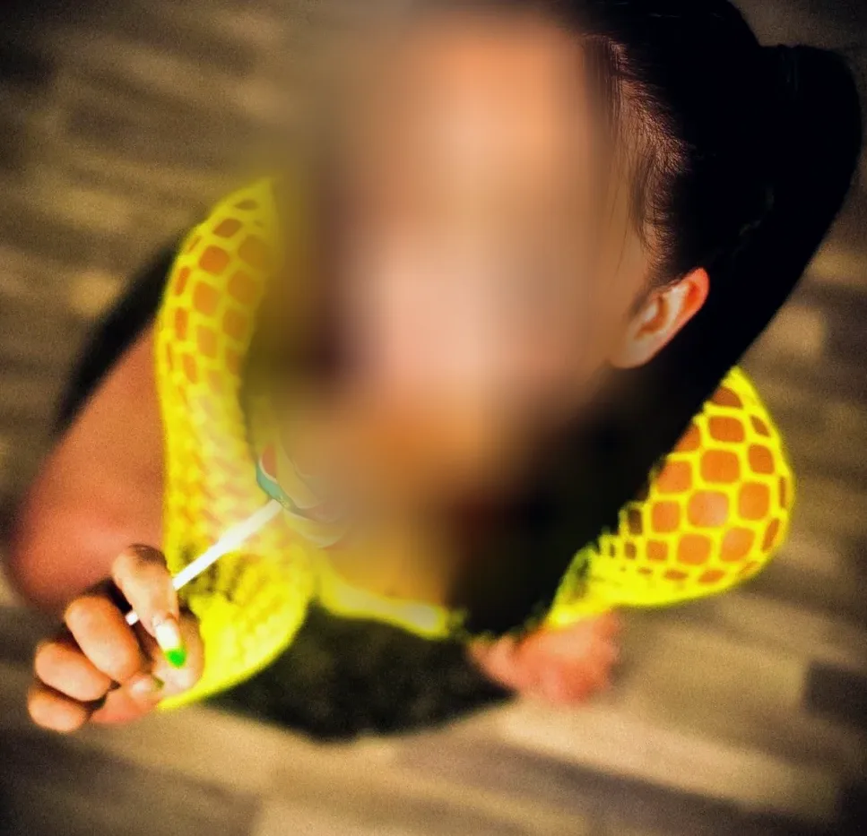 Julia, 35
