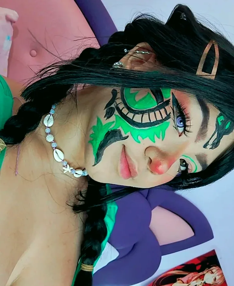 Sofie, 25